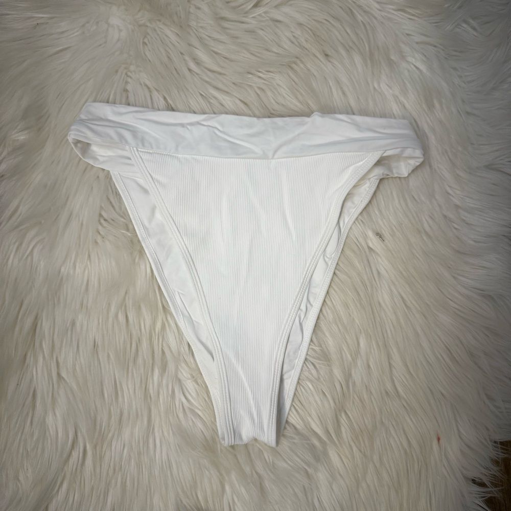 [L*Space] NWT Classic White Bikini Bottom - Size Large
